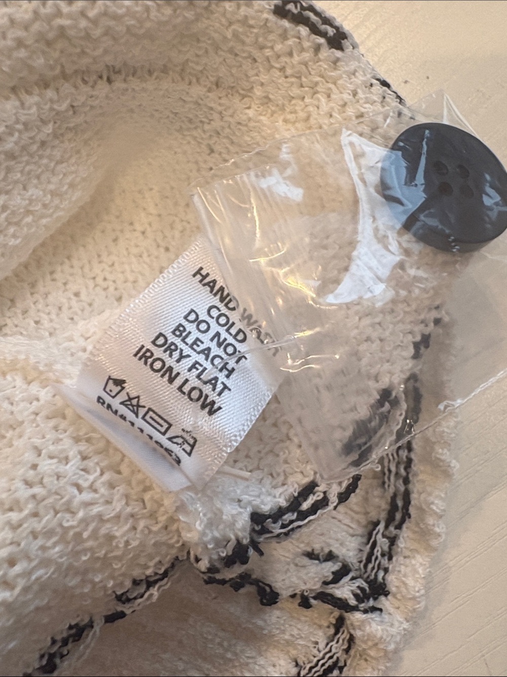 NWT ShopEvelynne White Short-Sleeve Cardigan with Black Trim M - Picture 8 of 11